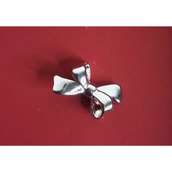 Coach Women's Signature Pearl Bow Earrings Set of Three Pairs Classic NIB #W3374 - Picture 5 of 13